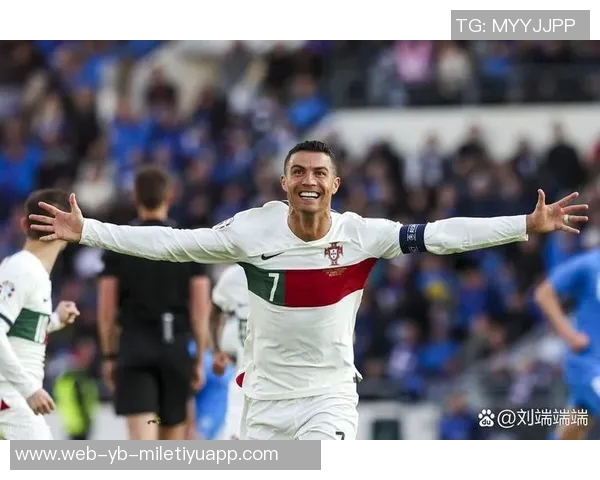 C罗40岁后依然状态火热本赛季已打入30球展现顶级实力